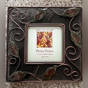Home for Autumn photo frame